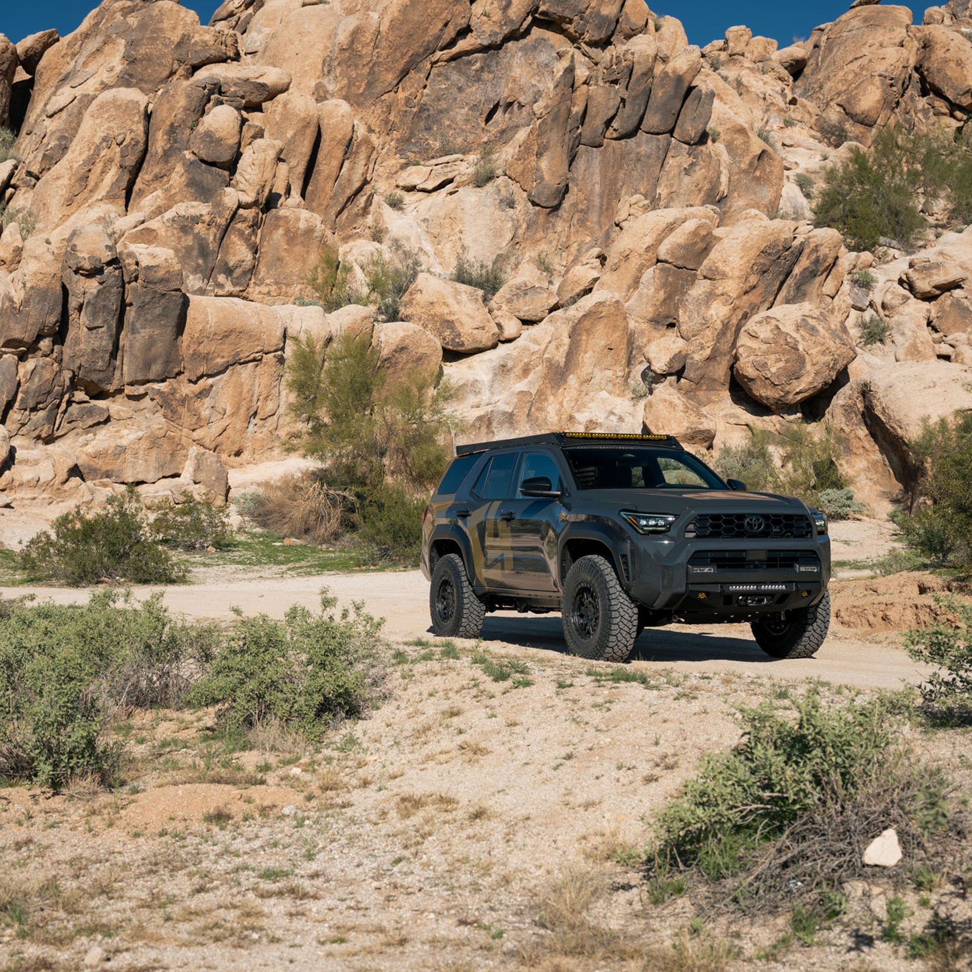 4Runner Lo-Pro Winch Bumper / 6th Gen / 2025+ (Powder Coated)