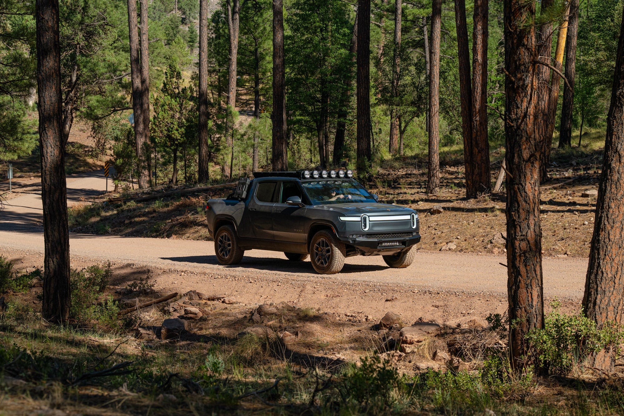 2022-2025 Rivian R1T Front Bumper
