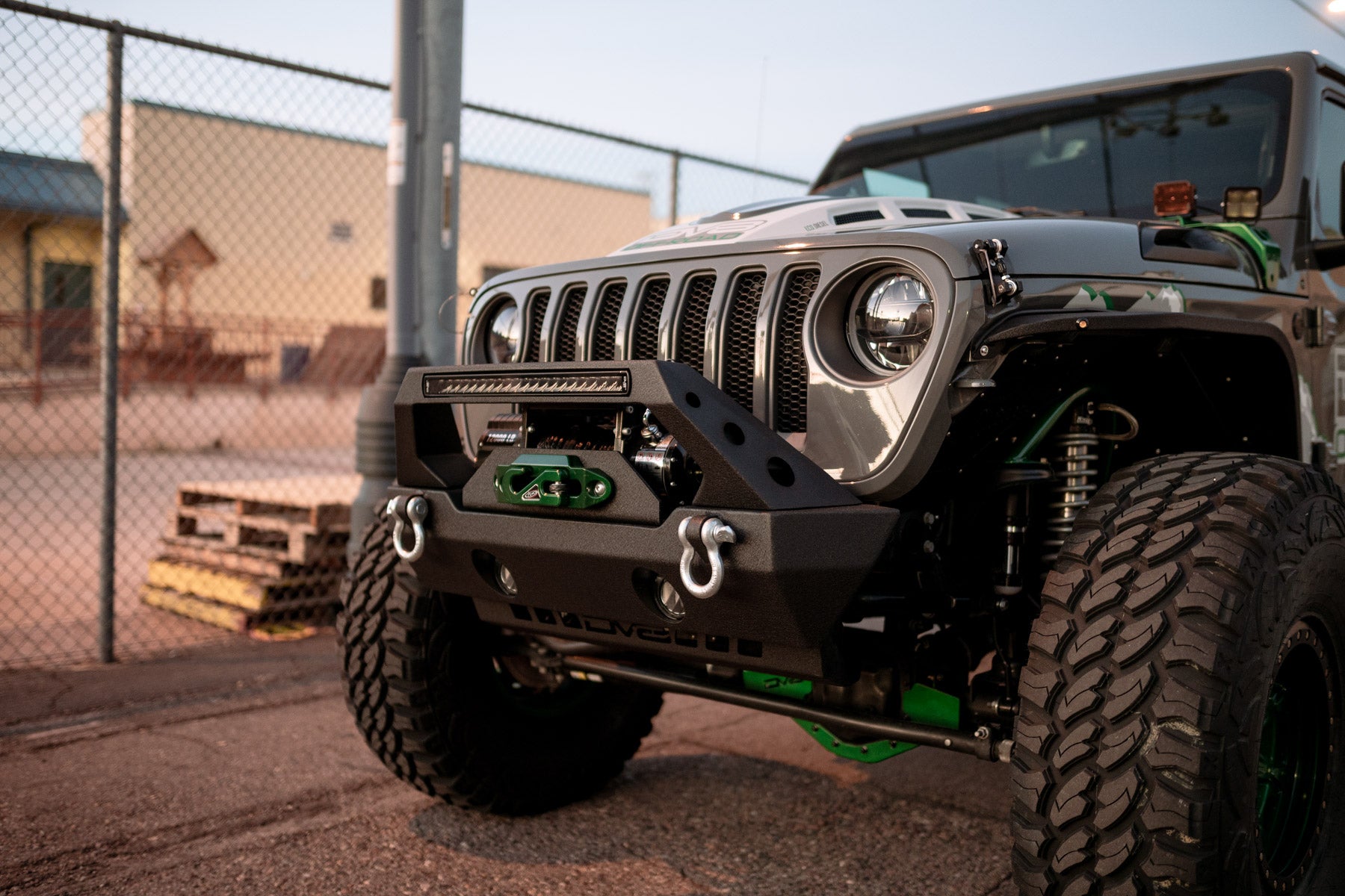 Jeep JL & Jeep JT LED Headlights Black