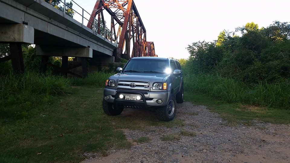 2000-2006 1st Gen Toyota Tundra Ditch Light Brackets